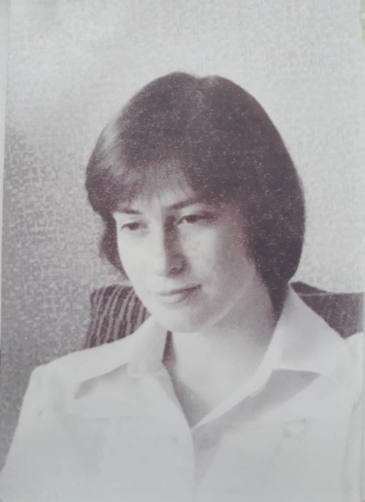 Анна Цукерник.jpg