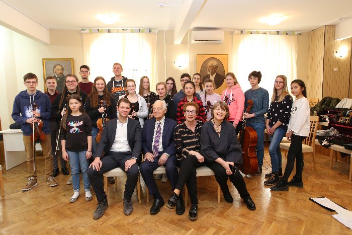 2019-04-12 Репетиция к концерту 60- летия школы-031.jpg