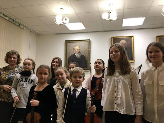 Диалог скрипки и рояля. Концерт класса Е.В.Васильевой
